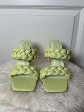 Braided fashion heels